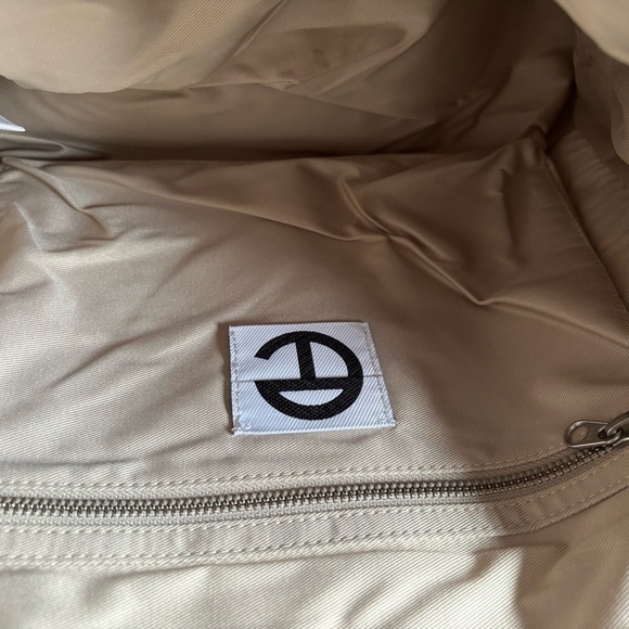 Telfar Gold Medium Shopping bag NWOT - Picture 5 of 6